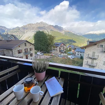 Apartment Moderna Bike Friendly, Parking, Vicino Terme Bormio Oga