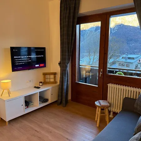 아파트 Moderna Bike Friendly, Parking, Vicino Terme Bormio